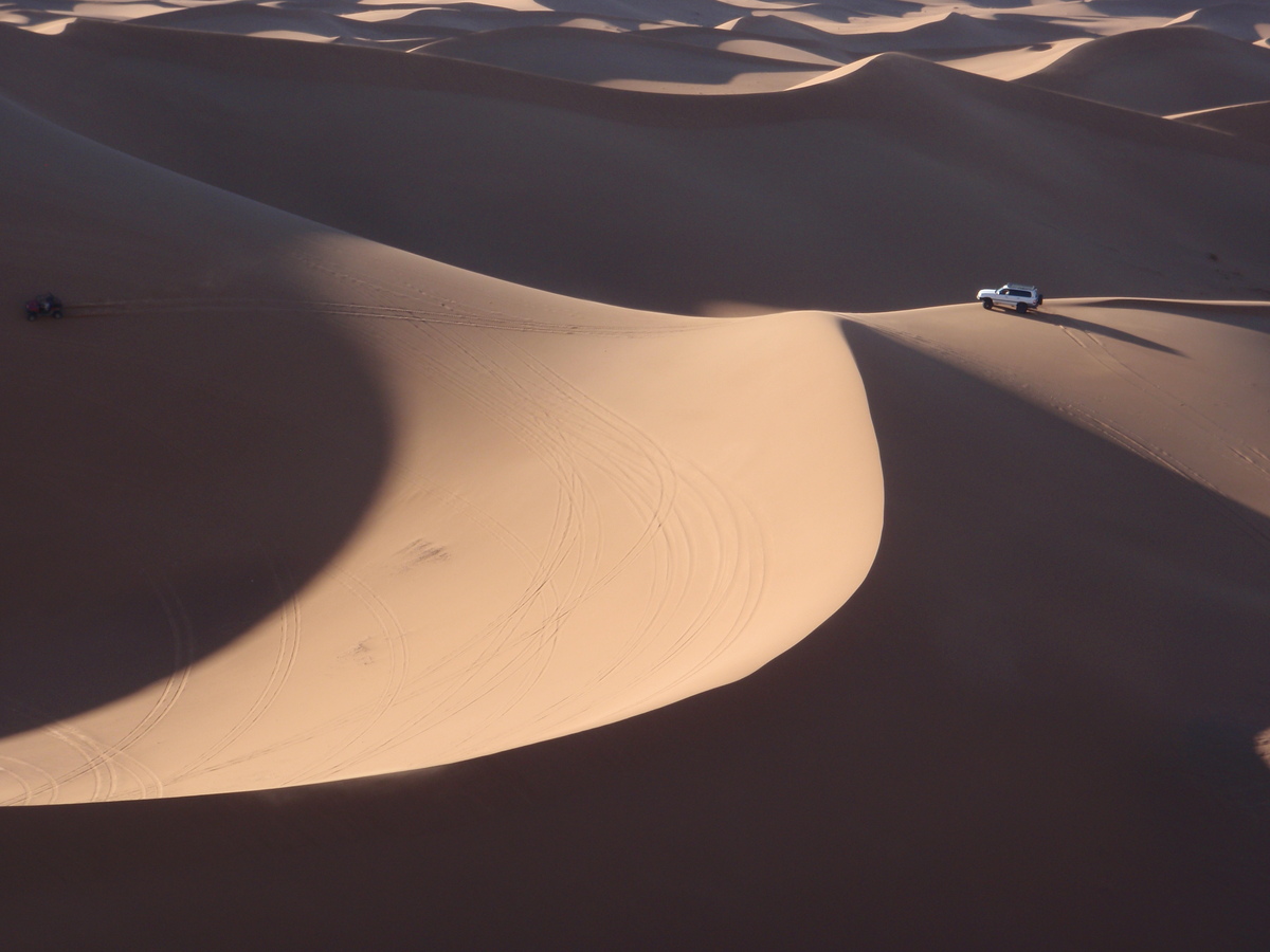 Ouarzazate day tours – the Dunes Ocean of Chegaga